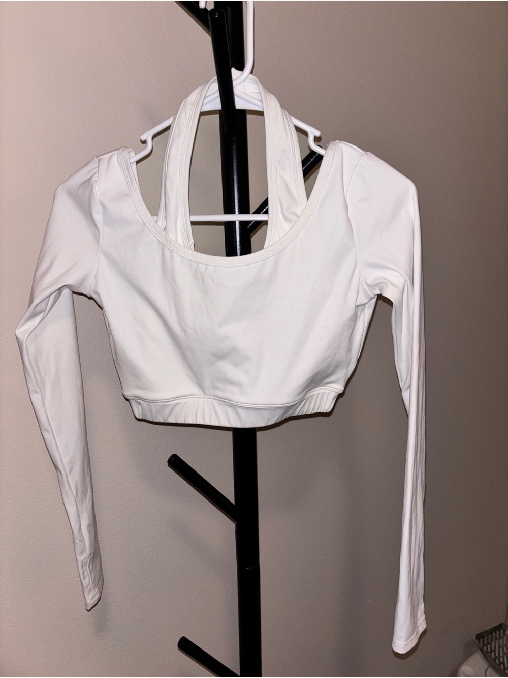 ALO Yoga White Long-Sleeve Cropped Active Top